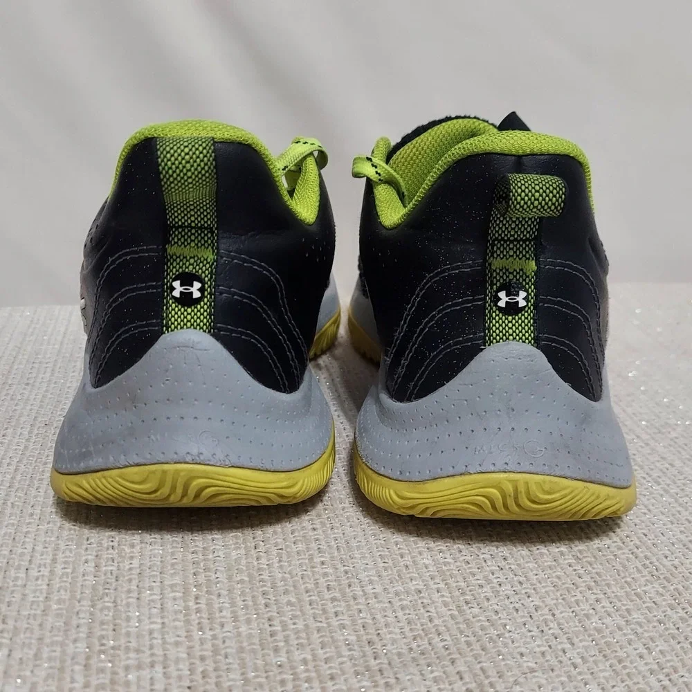 Under Armour Steph Curry GS 3Z6 Size US 6Y‎ Kids Sneaker Black/Lime